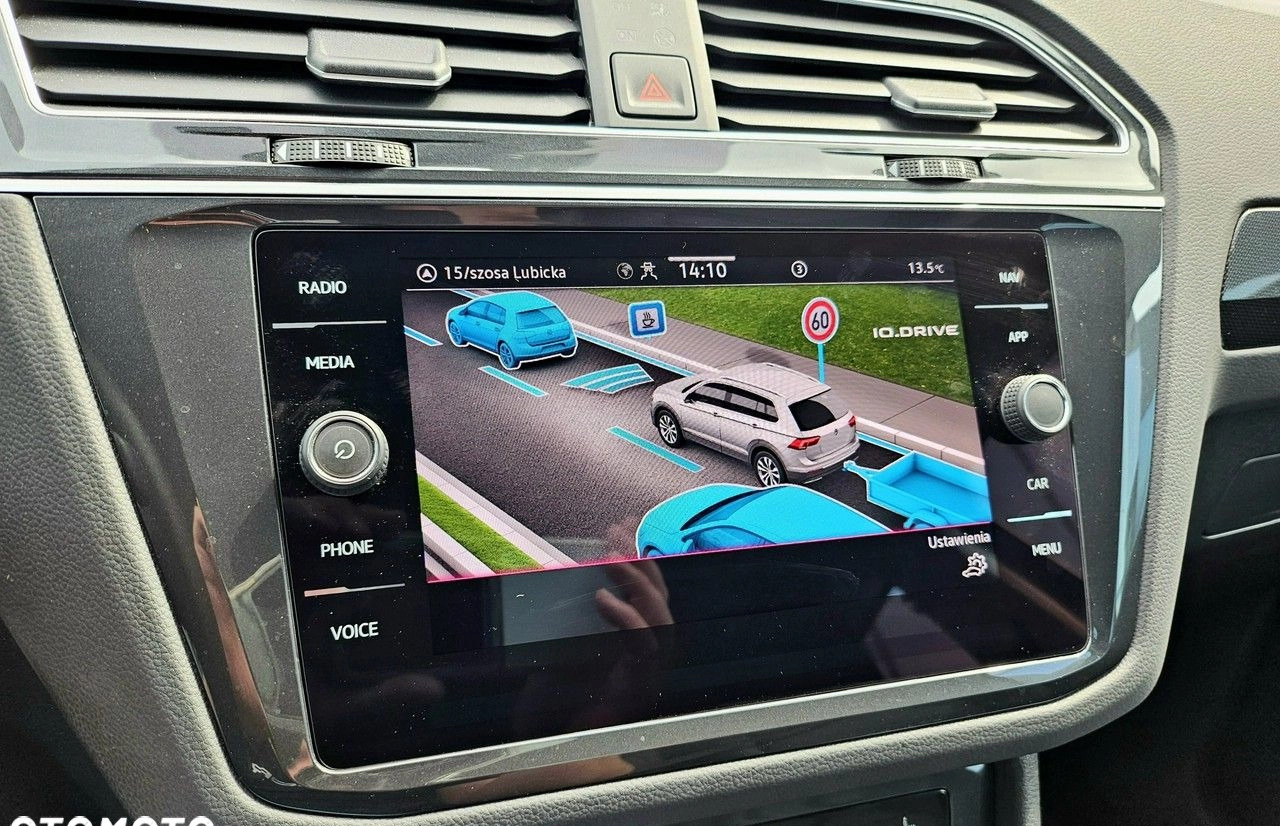 Volkswagen Tiguan cena 129900 przebieg: 27700, rok produkcji 2020 z Giżycko małe 742